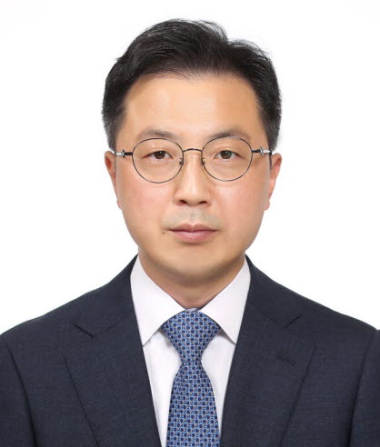 제56대 지청장 사진