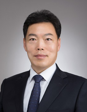 제 44 대 총장 사진