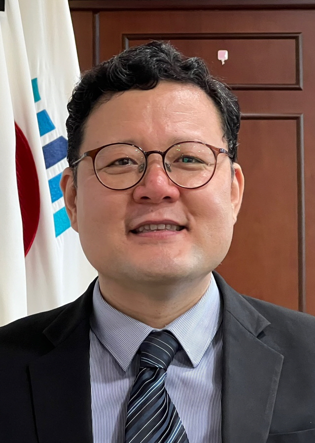 제 23대 지청장 사진
