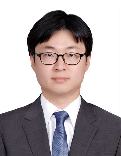 제63대 지청장 사진